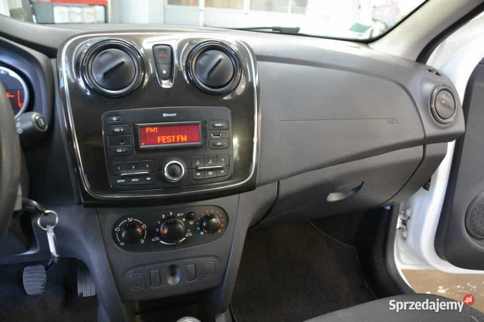 Dacia Sandero 10 benzyna 75 ledy wspomaganie Rok produkcji 2018 Sandero Kęty