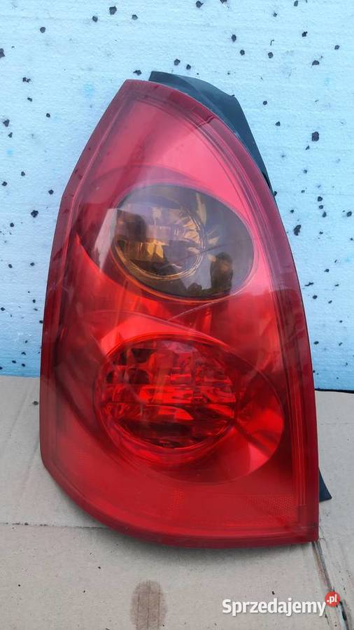 lampa tylna prawa lewa NISSAN PRIMERA p12 kombi Dębno