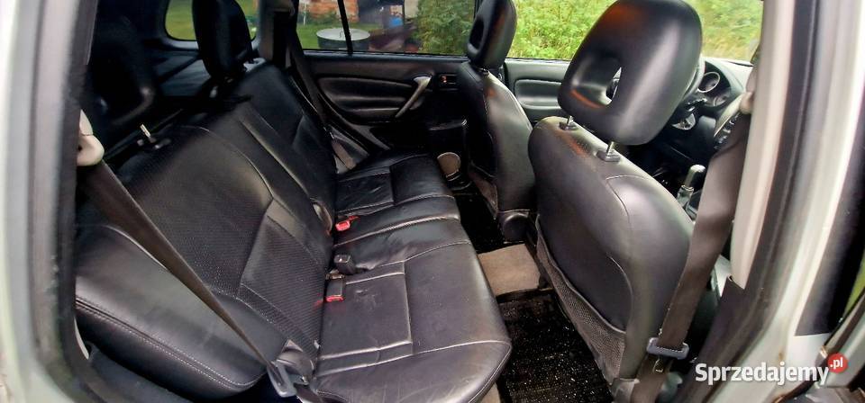 Toyota RAV4 2005r 4x4 Rok produkcji 2005 RAV4 Niemodlin