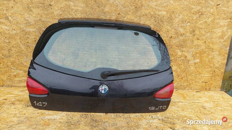 TYLNA KLAPA TYŁ ALFA ROMEO 147 3D