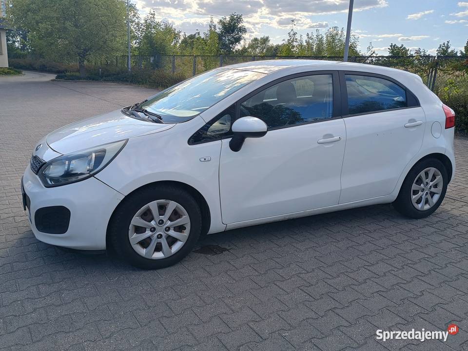 Kia Rio 12 2014 benzyna LPG bluetooth Rio Poznań