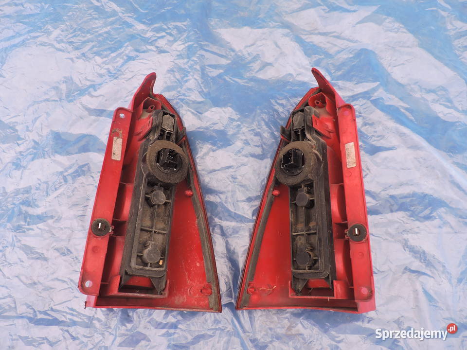 Lampy tylnie Ford focus mk1 18 TDCI Kombi Lift śląskie Myszków sprzedam