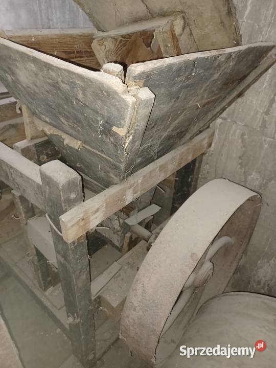 Sprzedam stare maszyny konne Rolnictwo Bzowo