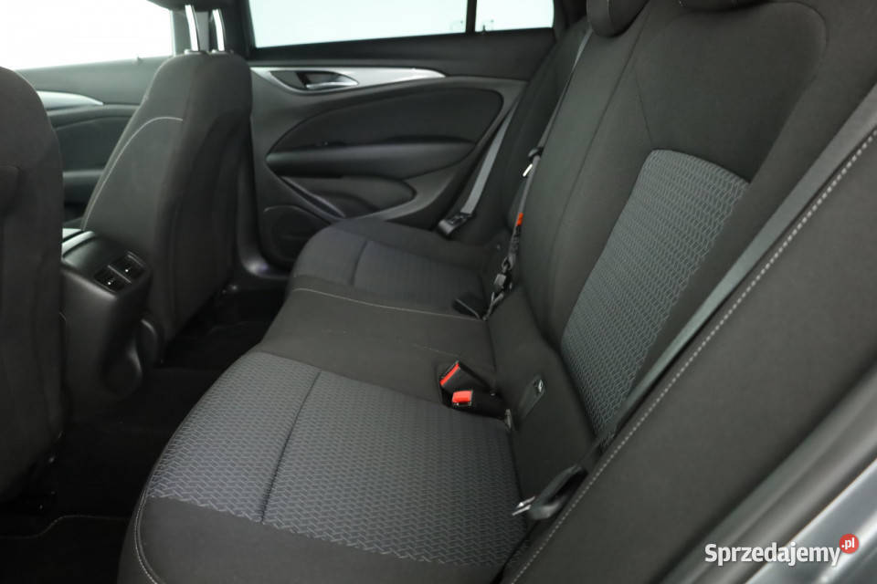 Opel Insignia 15 CDTI światła przeciwmgielne Bielany Wrocławskie