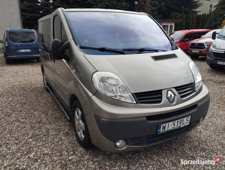 Renault Trafic 25D Mały przebieg Hak Klima Napęd przednia oś