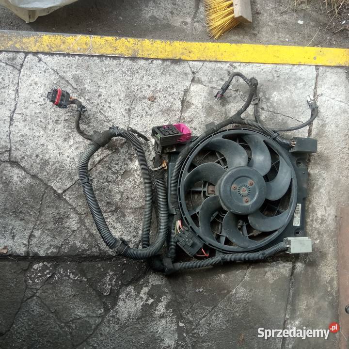 Wentylator Opel Astra h 17 CDTI firmy Bosch plus osobowe Szczecin sprzedam