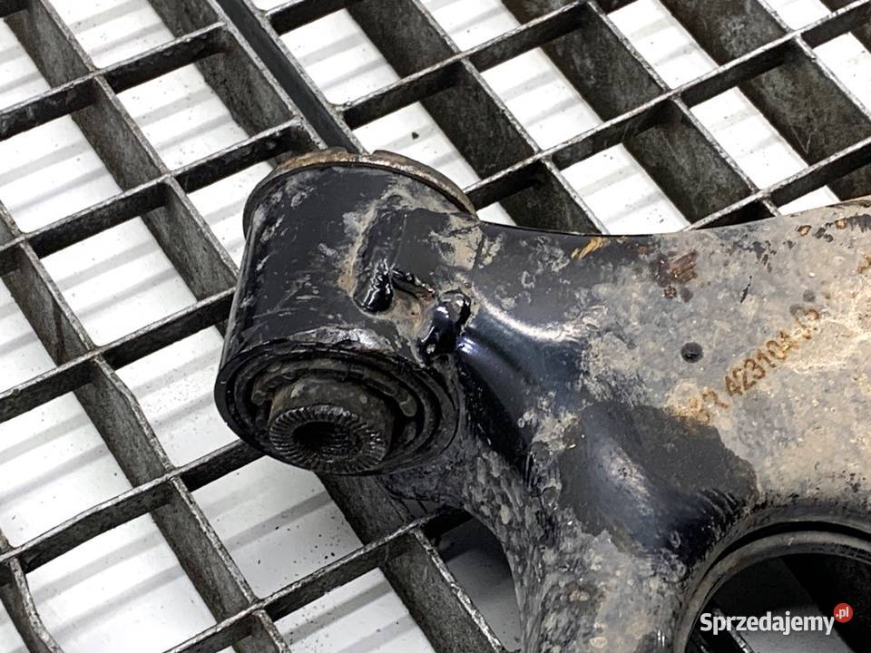 WAHACZ LEWY PRZÓD KIA CARENS IV Minivan PRZEDNI osobowe