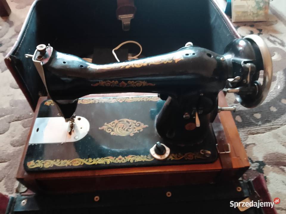 sprzedam ZABYTEK radziecką zdobioną maszynę do