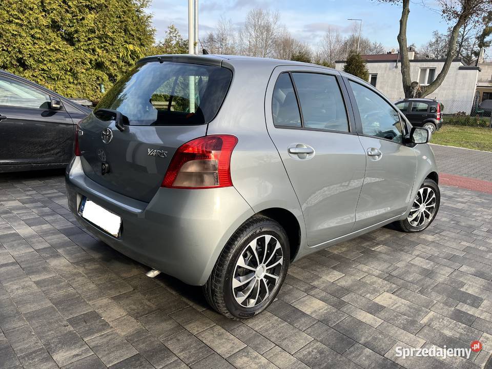Toyota Yaris 13Benz 87 2006r Bez Korozji nieuszkodzony kujawsko-pomorskie Toruń