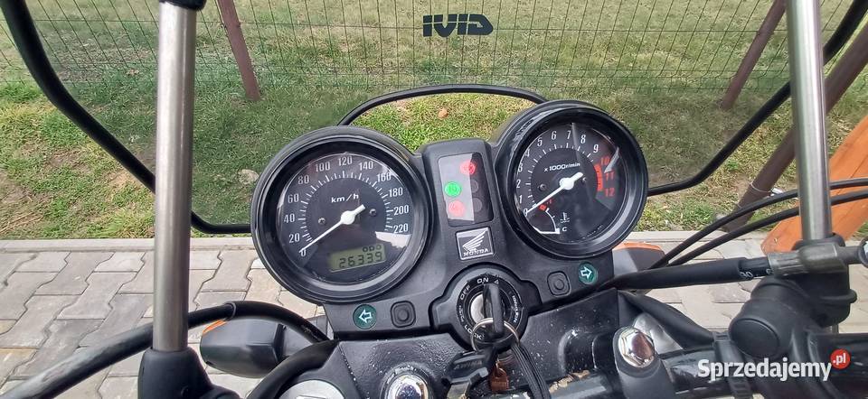 Sprzedam motocykl Honda cbf 500 2004 rsuper stan 26339km