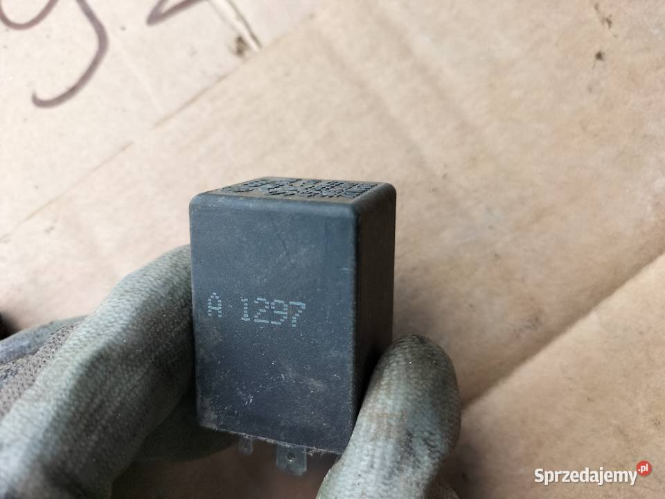 PRZEKAZNIK AUDI VW SEAT SKODA 431955531