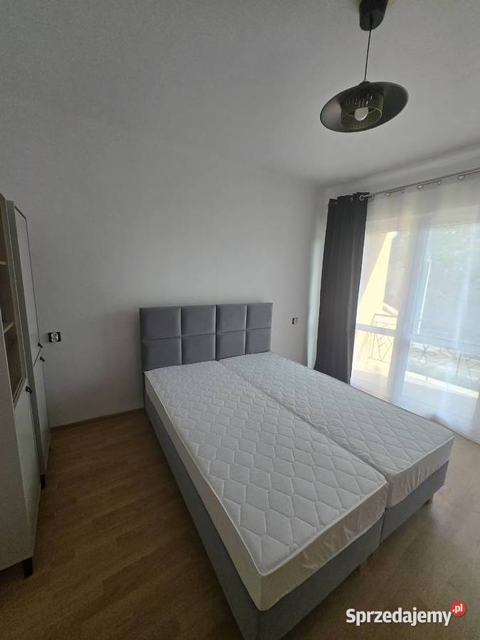 Kamienica w centrum 250 m2 piętra mieszkalne i świętokrzyskie Ostrowiec Świętokrzyski sprzedam