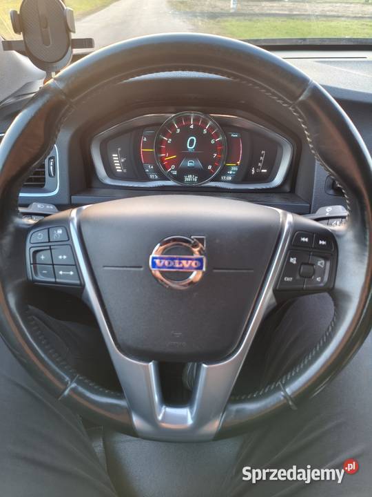 Volvo S60 II 25 254 LPG 2015 odtwarzacz DVD Kozłówka sprzedam