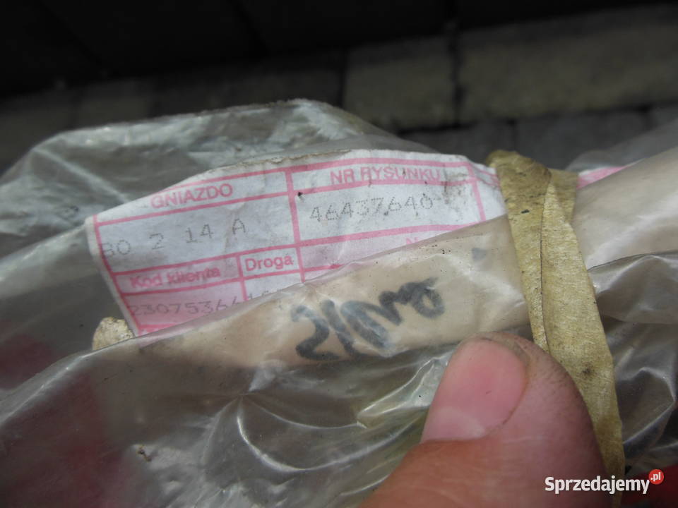 Przewód odpowietrzający zbiornik paliwa prawy Kozy