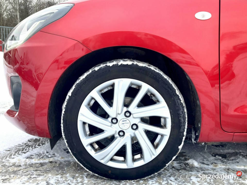 Suzuki Swift Hybrid VI 20172024 wiśniowy