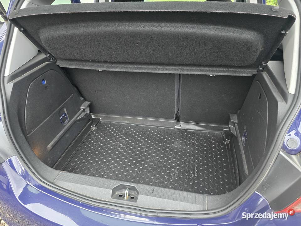 Opel Corsa 14 LPG Fabryczne7L100 LPG 173000 Corsa Wolanów