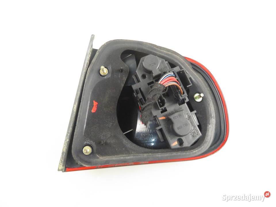 LAMPA LEWA TYLNA SEAT TOLEDO II 1M2 1M5945095B