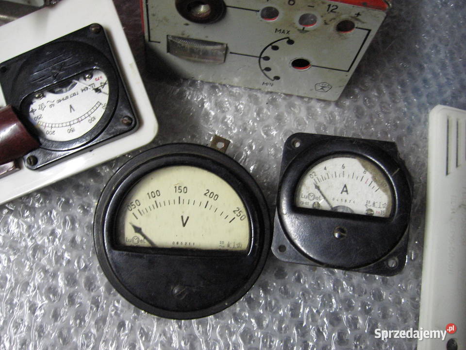 Stary prostownik części amperomierz warsztat Akcesoria samochodowe Przemyśl