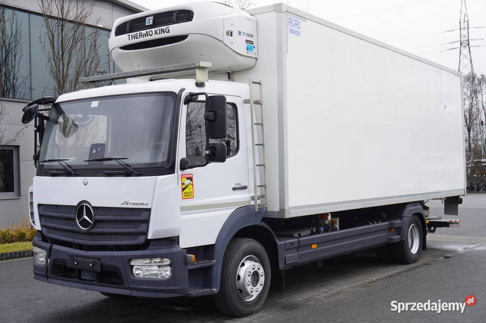 MercedesBenz Atego 1318 E6 4x2 Chłodnia Cazaux bezwypadkowy Kraków