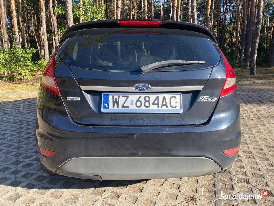 Ford Fiesta czarny Izabelin C