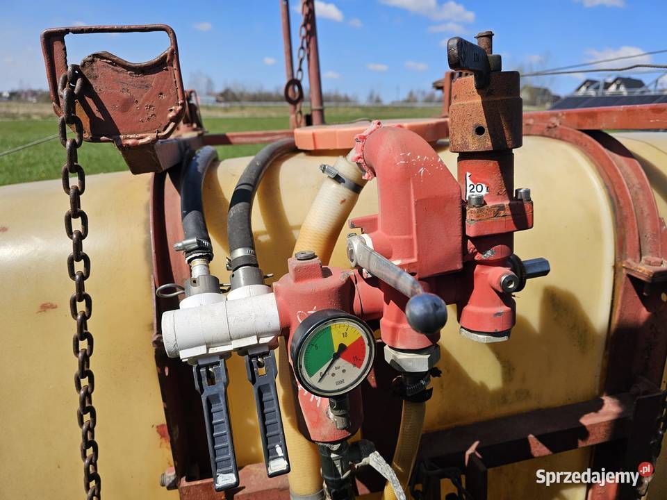 Opryskiwacz polowy ciągnikowy Górno