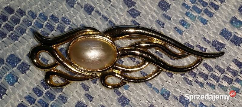 Angielska stara broszka perła w szuwarach