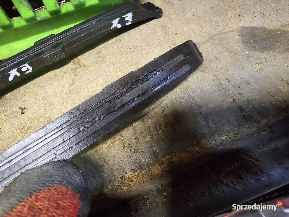 Yamaha SR 125 ślizg ślizgi prowadnica prowadnice