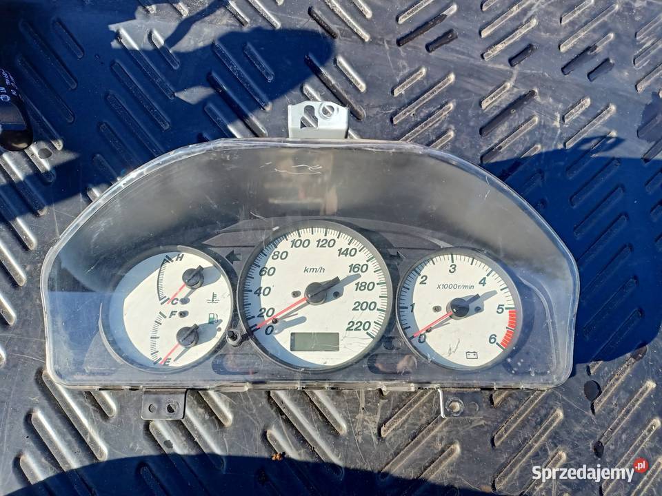 Zegary licznik Mazda Premacy I lift 20 diesel Szczecin