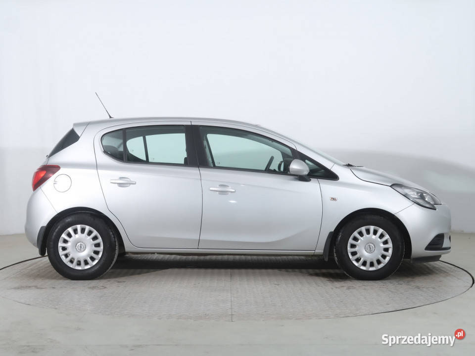 Opel Corsa 14 66KM