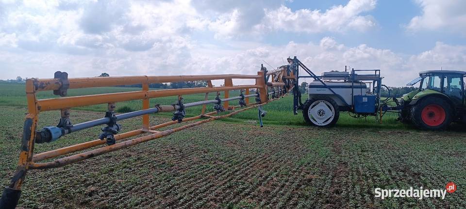 Opryskiwacz sieger lemken ciągany 33 metry 3500 uszkodzony