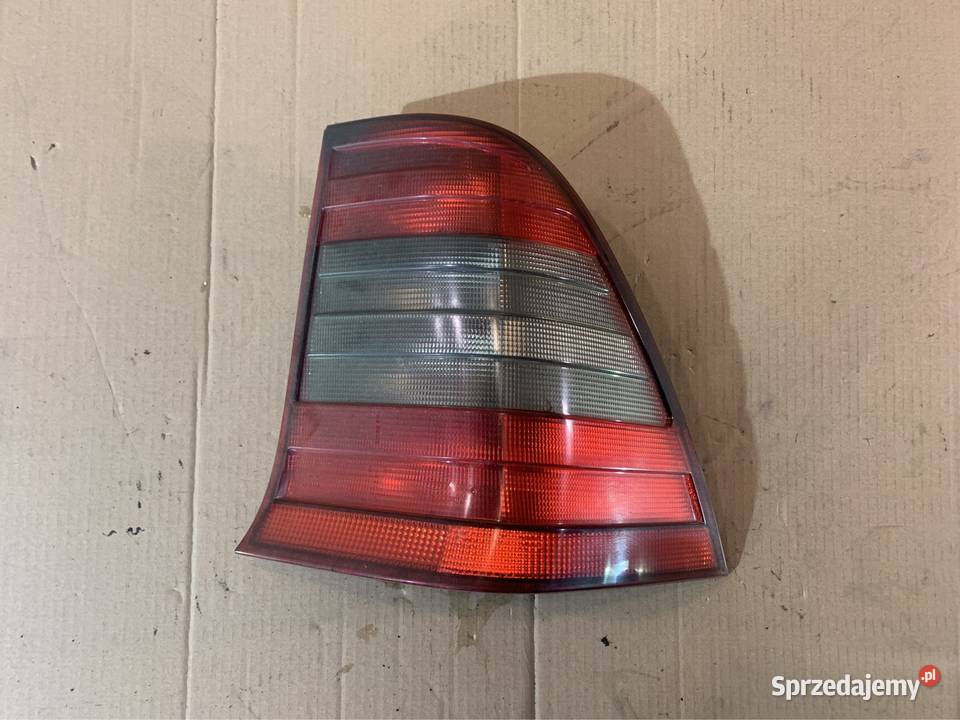 2028204064 lampa tył tylna prawa mercedes c w202 Szczecin