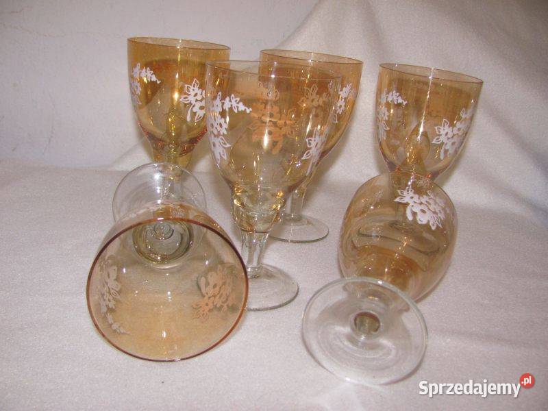 kieliszki do wina PRL miodowe wzór kwiatowy Zamość
