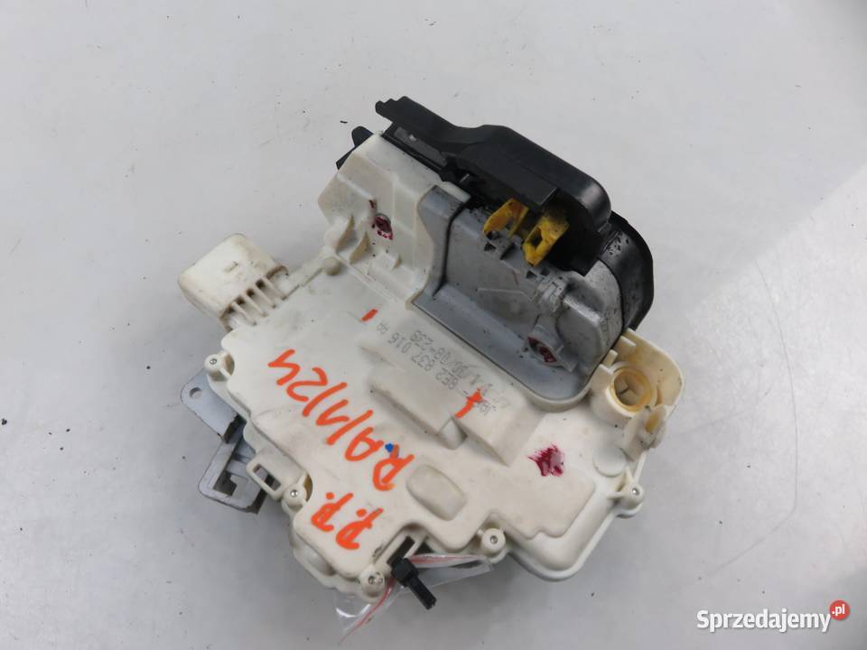 ZAMEK PRAWY PRZEDNI AUDI A4 B7 8E2837016AA Zamki, wkładki i kluczyki małopolskie