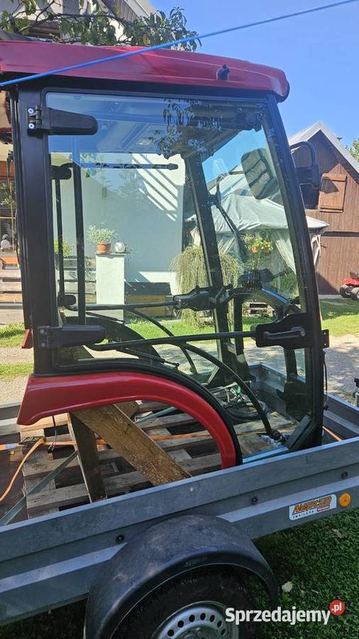 Kabina na traktorki Kubota itp Łosie sprzedam