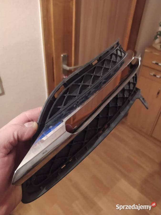 Kratka zderzaka prawa chrom merc w246 b klassa podkarpackie Rzeszów