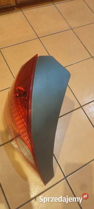 Lampa lewy tył Honda Civic VII 5 drzwihatchback podkarpackie Krosno