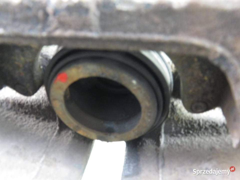 ZACISK PRAWY PRZÓD VW PASSAT B7