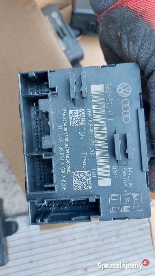 8K0959793J Moduł drzwi Audi A4 B8