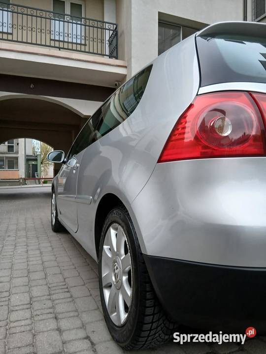 Na sprzedaż zadbany volkswagen Golf V manualna Golf Łomża
