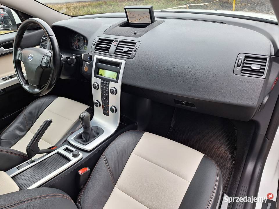 Volvo V50 SPROWADZONY SERWISOWANY OPONY ZIMOWE wspomaganie kierownicy lubelskie Zamość