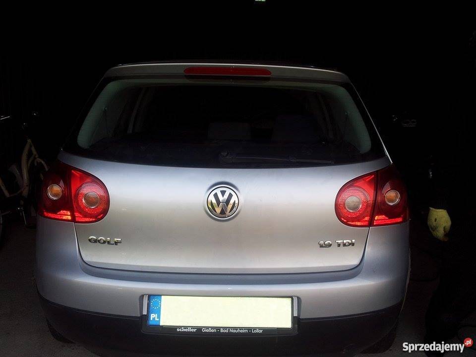 VW GOLF V USZKODZONY 2004r 19 TDI radio / CD Volkswagen Jasło