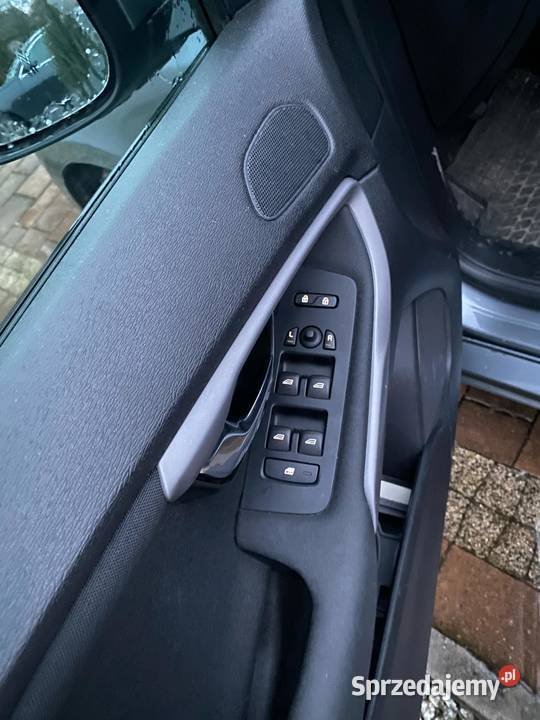 Zadbane Volvo V40 z niskim przebiegiem Wolbrom