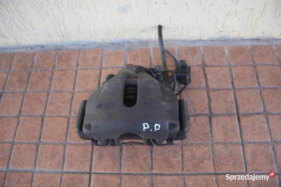 ZACISK HAMULCOWY PRAWY PRZÓD AUDI A6 C5 19 TDI