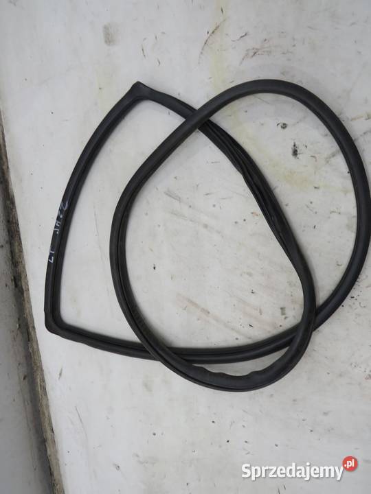 USZCZELKA DRZWI LEWY TYŁ JAZZ III sprzedam