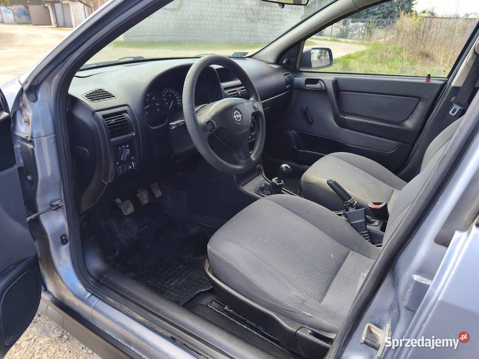 Opel Astra 14 benzyna Sprawna klimatyzacja lubelskie Łuków sprzedam