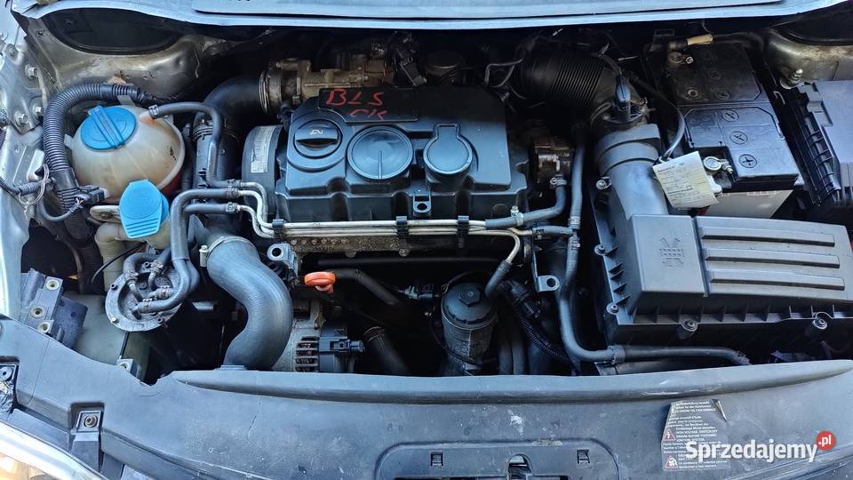 VW Touran 7osobowy 19tdi 105 skrzynia 6 Nieznaszyn