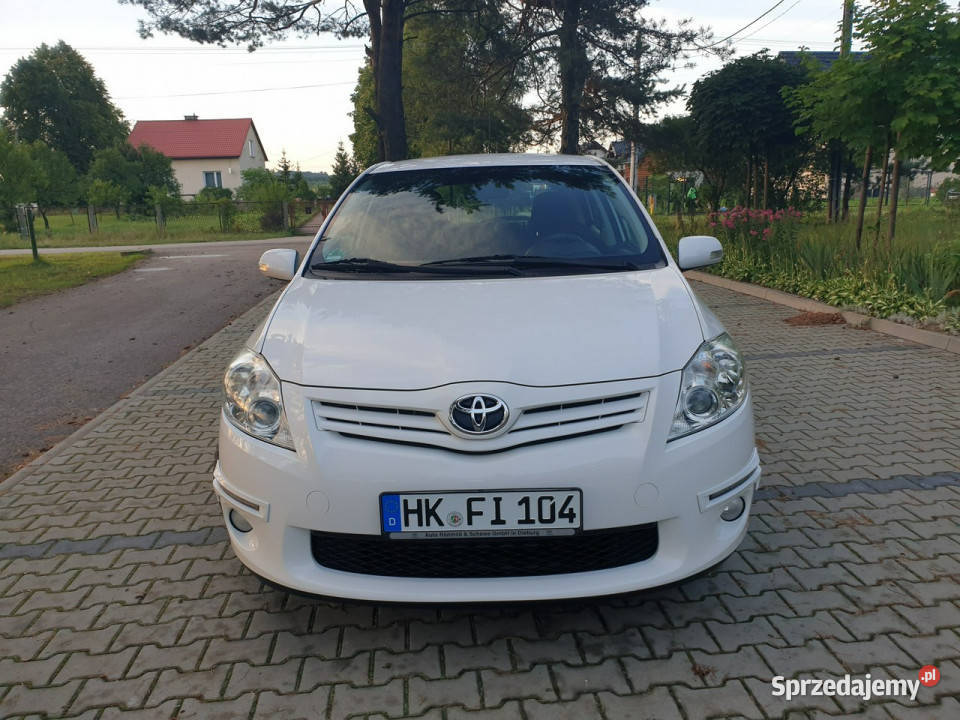Toyota Auris 2011 r 16 Klima Ledy W Oryginale wielofunkcyjna kierownica Chechło