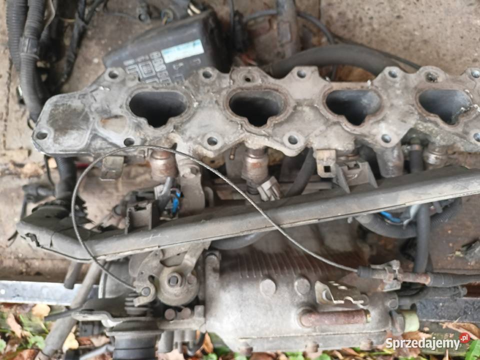 Daihatsu Feroza 16 kolektor instalacja wtryski Silniki i osprzęt Rzeszów