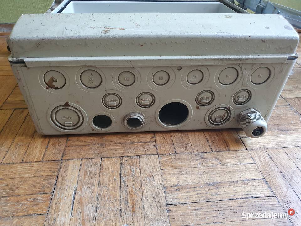 STAN Skrzynka rozdzielcza rozdzielnica skrzynka sprzedam
