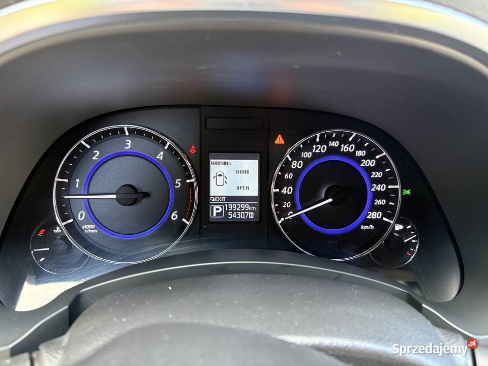 Infiniti QX70S 30D Salon 2 wł FVAT 23 Historia Lublin